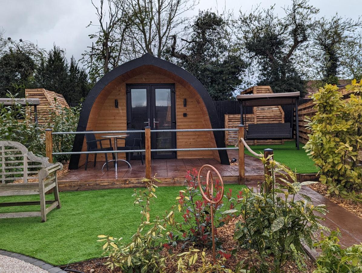 Chalet Peacock Glamping *
